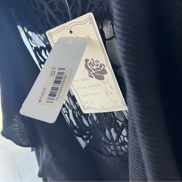 Floppy Flowy Black Cotton Vest with Crocheted Back size M NEW WITH TAGS 🖤✨ - Picture 4 of 8